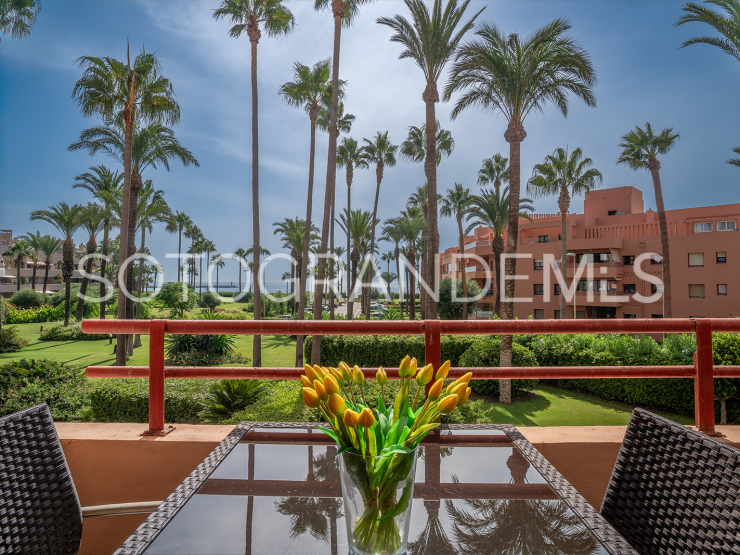 Buy apartment with 2 bedrooms in Paseo del Mar, Sotogrande Costa | Gisèle André Soto