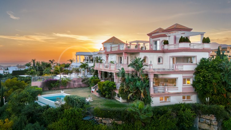 Villa till försäljning i Los Flamingos, Benahavis