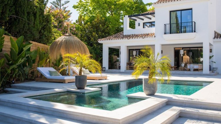 Beautiful Villa for rent in Parcelas del Golf, Marbella