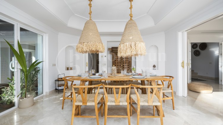 Villa Los Monteros - Andalusian Style Villa with Breathtaking Views