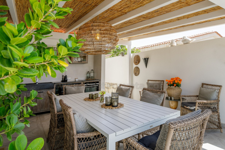 Exclusive mediterranean villa with spectaculars sea views