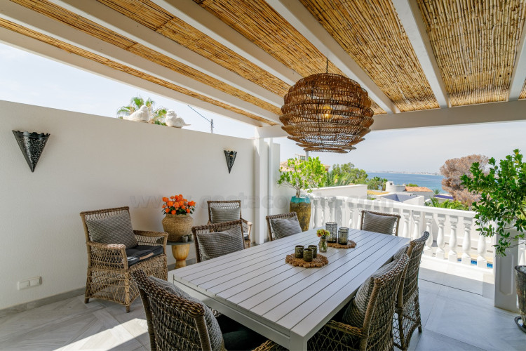 Exclusive mediterranean villa with spectaculars sea views