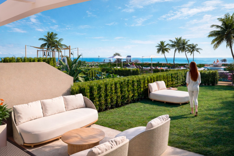 Newbuilt elegant 3-bedroom seafront villas with breathtaking Mediterranean views in El Campello