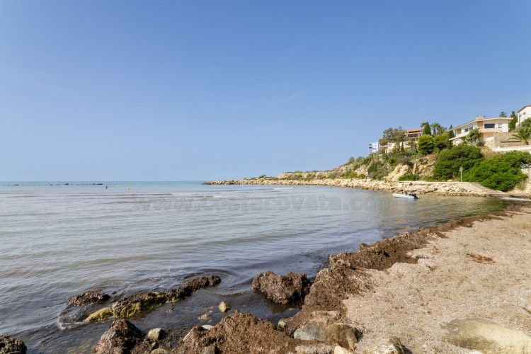 Beachfront Apartment in Covespan – Coveta Fumá
