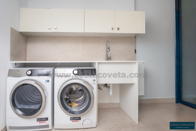 Exclusive modern villa in the heart of El Albir