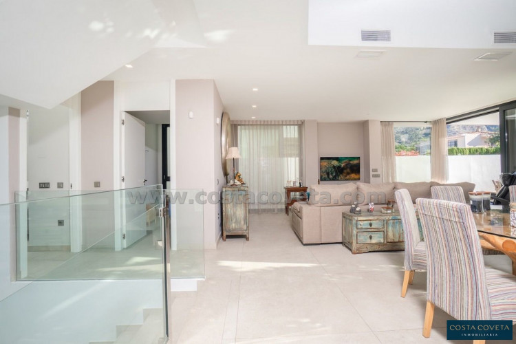 Exclusive modern villa in the heart of El Albir