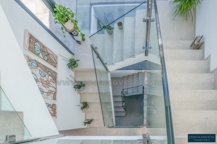 Exclusive modern villa in the heart of El Albir