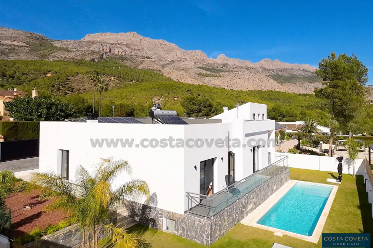 Altea, Exclusive Modern Single-Storey Villa in a Peaceful Residential Area of Altea