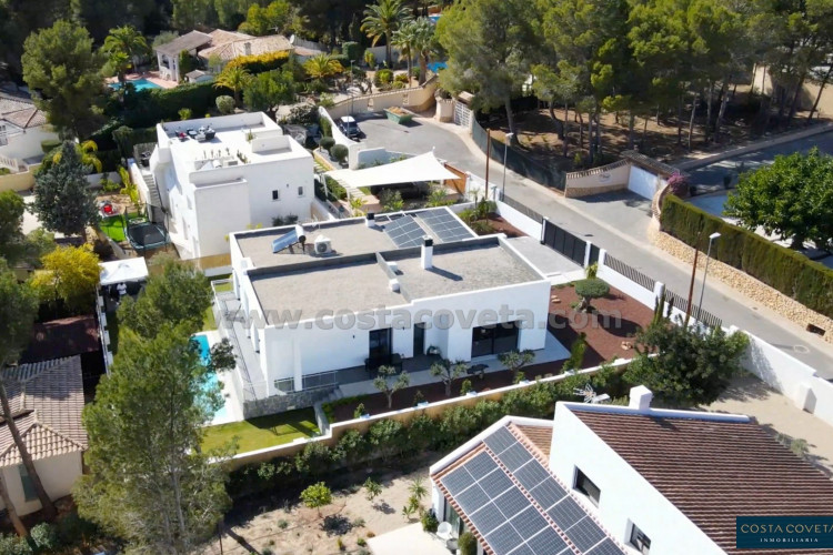 Exclusive Modern Single-Storey Villa in a Peaceful Residential Area of Altea