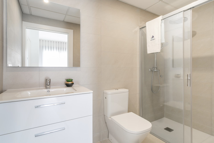 Ground floor apartment with spacious terrace and direct access to the pool in La Mata