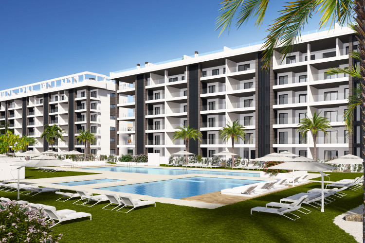 Penthouse with very spacious balcony and private roof terrace in La Mata