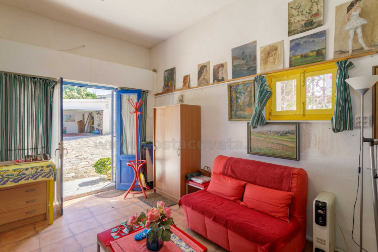 Detached chalet with big garden near the sea