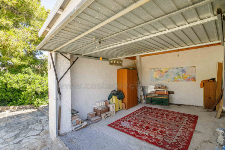 Detached chalet with big garden near the sea