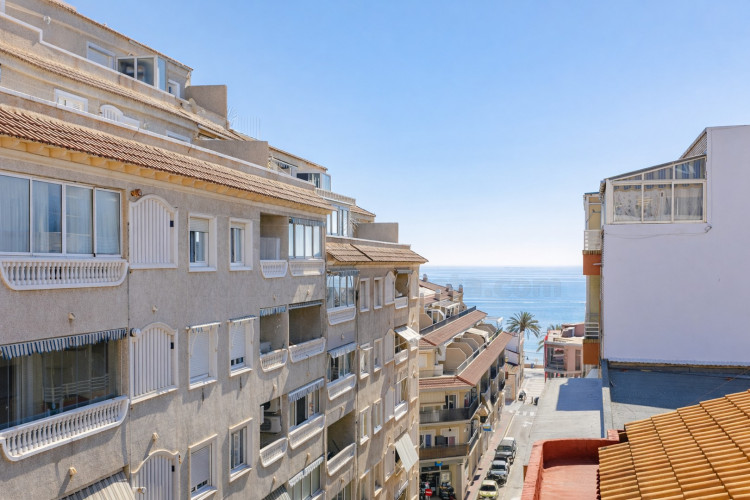 Precioso piso en el corazon de campello muy cerca del mar
