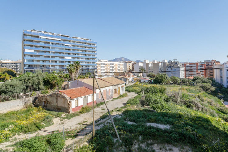 Precioso piso en el corazon de campello muy cerca del mar