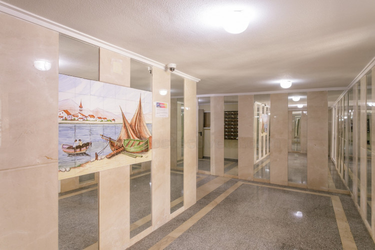 Precioso piso en el corazon de campello muy cerca del mar