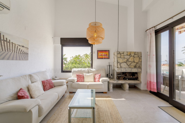 Espectacular chalet estilo mediterraneo cerca del mar