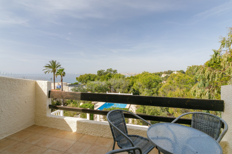 Espectacular chalet estilo mediterraneo cerca del mar