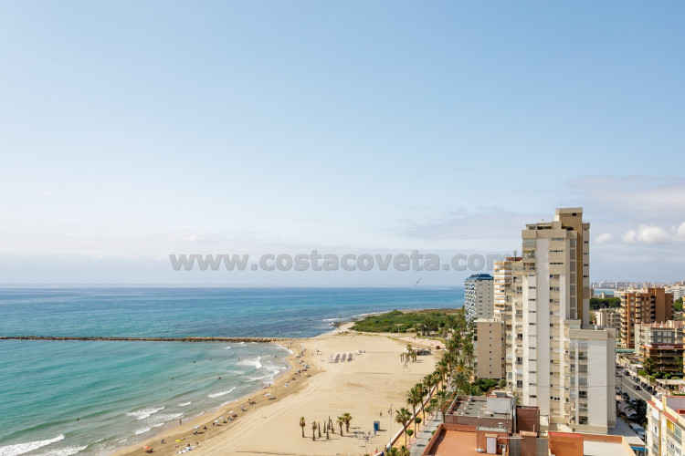 Fantastic beachfront penthouse on the promenade of campello with breathtaking sea views