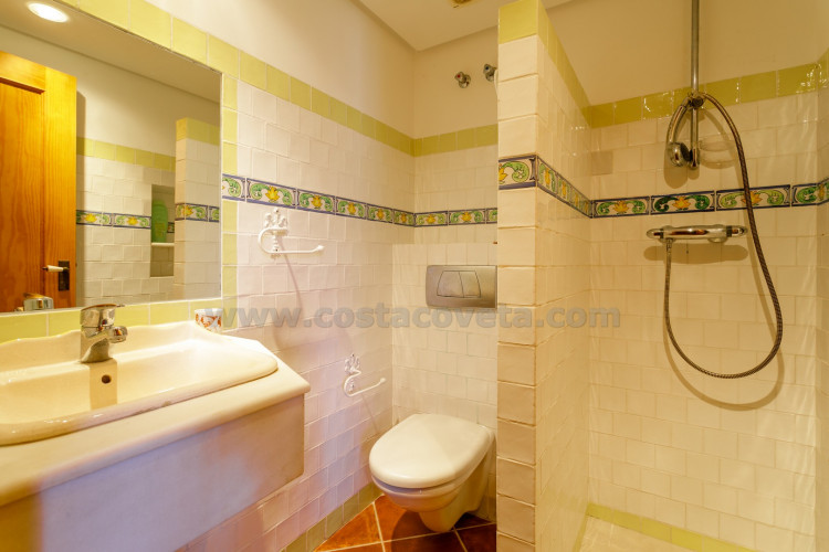 Chalet con vistas a la costa de alicante y a tan solo a 100m de la playa