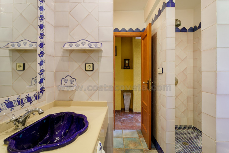 Chalet con vistas a la costa de alicante y a tan solo a 100m de la playa