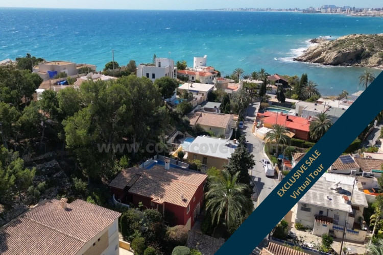 El Campello, Chalet con vistas a la costa de alicante y a tan solo a 100m de la playa
