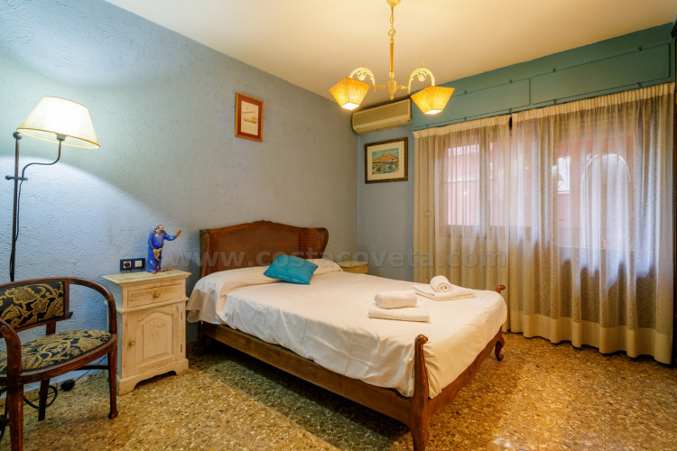 Chalet con vistas a la costa de alicante y a tan solo a 100m de la playa