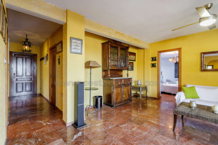 Chalet con vistas a la costa de alicante y a tan solo a 100m de la playa