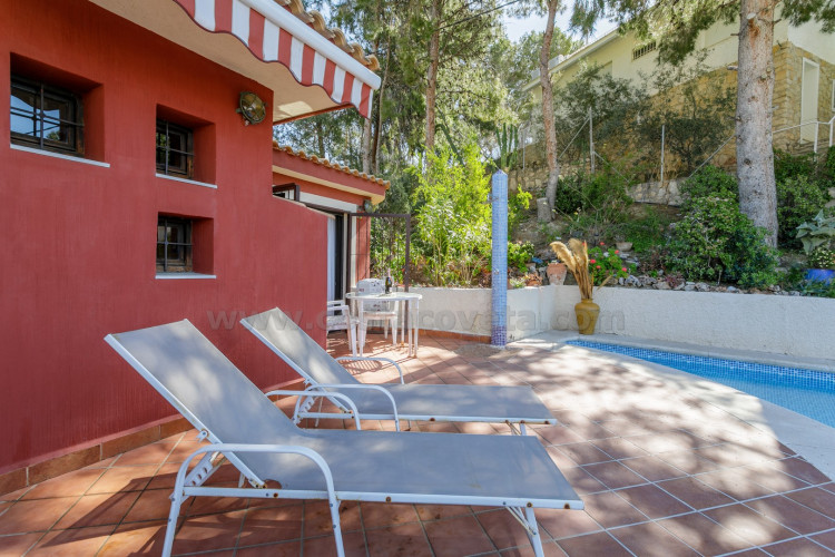 Chalet con vistas a la costa de alicante y a tan solo a 100m de la playa