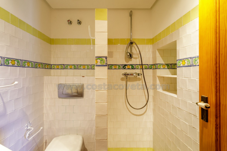 Chalet con vistas a la costa de alicante y a tan solo a 100m de la playa