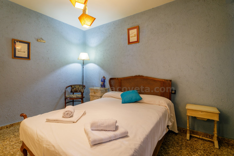 Chalet con vistas a la costa de alicante y a tan solo a 100m de la playa