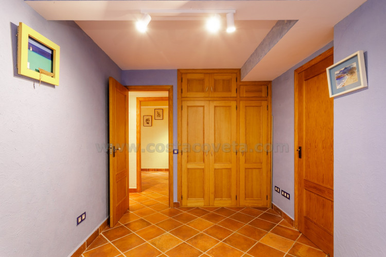 Chalet con vistas a la costa de alicante y a tan solo a 100m de la playa