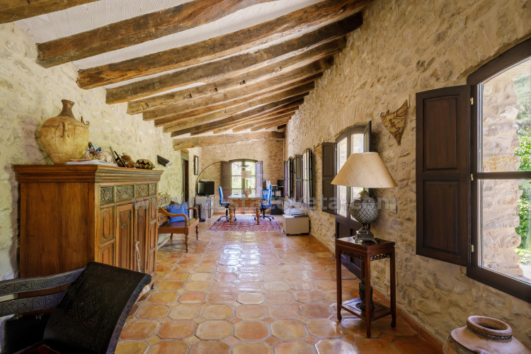 Exclusive luxury castle with extensive private grounds and breathtaking panoramic views