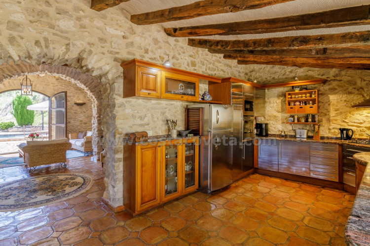 Exclusive luxury castle with extensive private grounds and breathtaking panoramic views