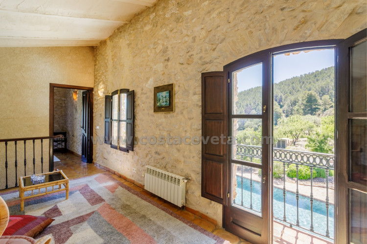 Exclusive luxury castle with extensive private grounds and breathtaking panoramic views
