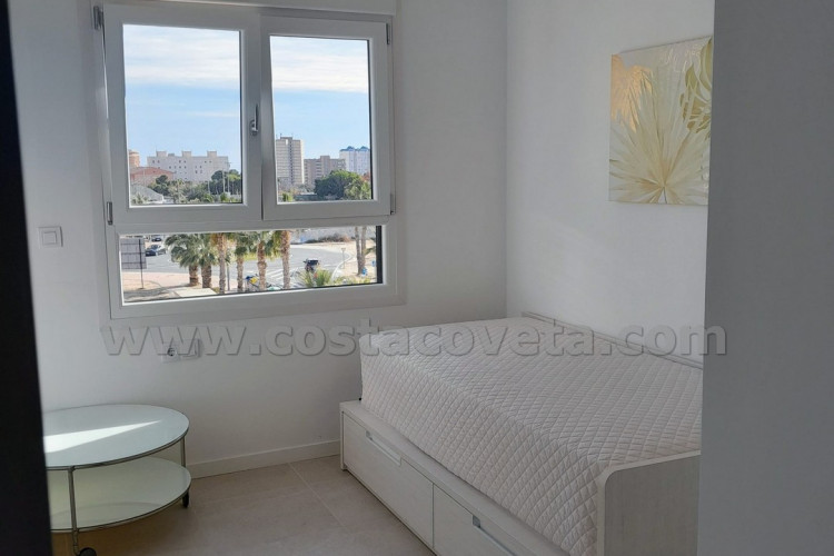 Spectacular modern apartment, with sea views from bedrooms.