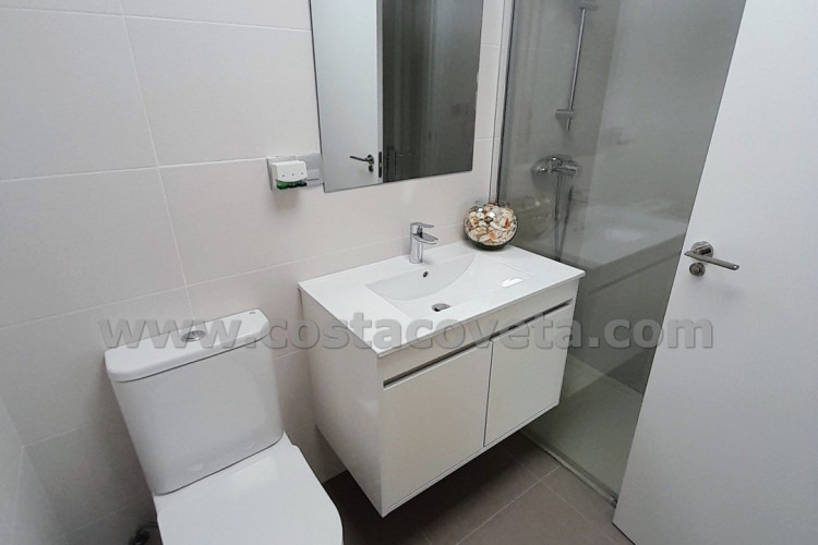 Spectacular modern apartment, with sea views from bedrooms.