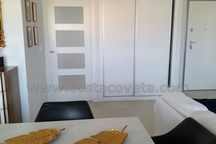 Spectacular modern apartment, with sea views from bedrooms.