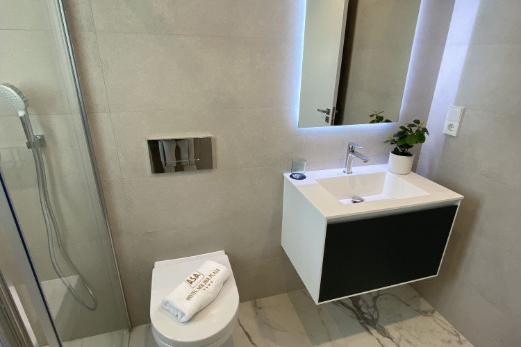 Amplia villa con vistas al Montgó, a un paso del mar y del centro de Denia