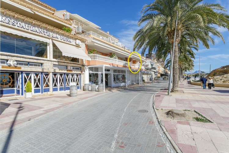 Charming apartment on the seafront promenade in El Campello