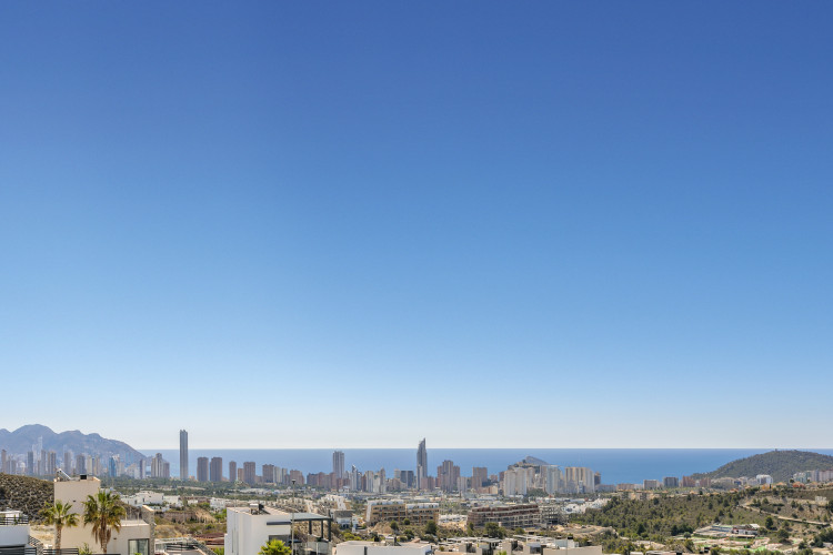 Villa with a private garden and spacious terrace with panaramic vieuws to offer a sanctuary of serenity