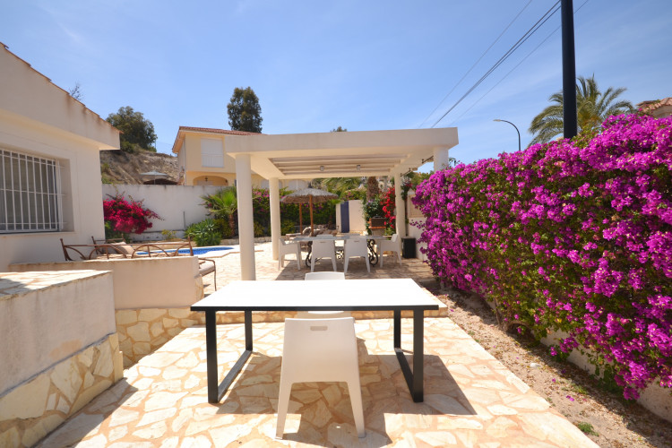 Maravillosa villa completamente renovata con piscina en Cala D´Or