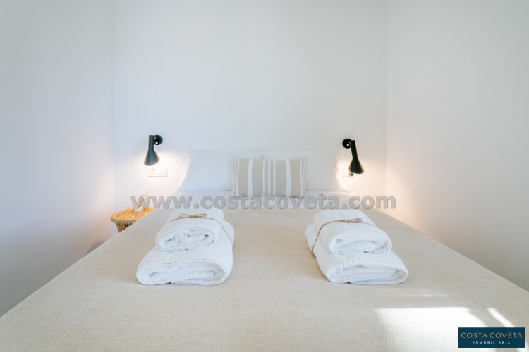 Cozy villa with sea views in Coveta Fumá