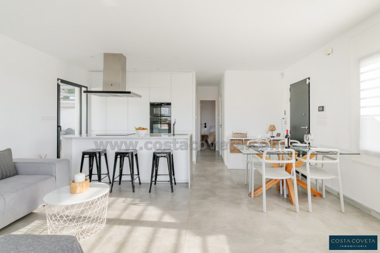 Cozy villa with sea views in Coveta Fumá