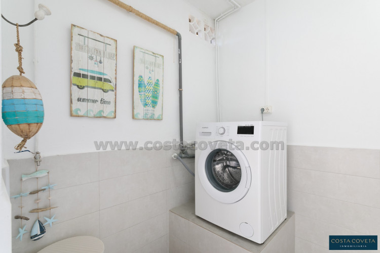 Cozy villa with sea views in Coveta Fumá