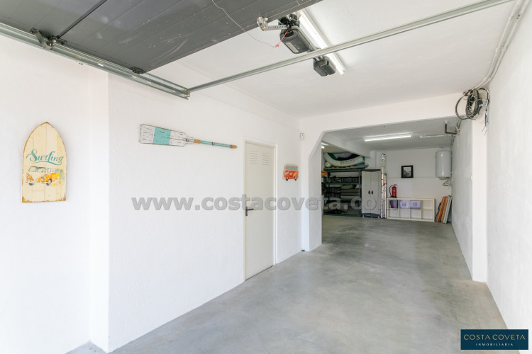 Cozy villa with sea views in Coveta Fumá