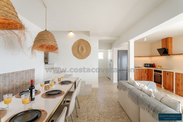 Fantastic beachfront house in Coveta Fumá, El campello.