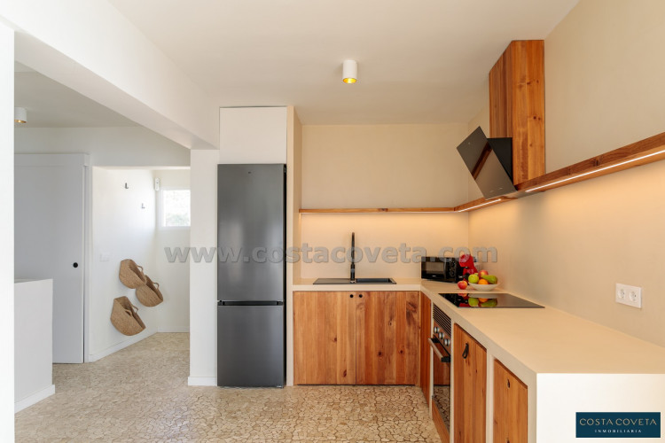 Fantastic beachfront house in Coveta Fumá, El campello.