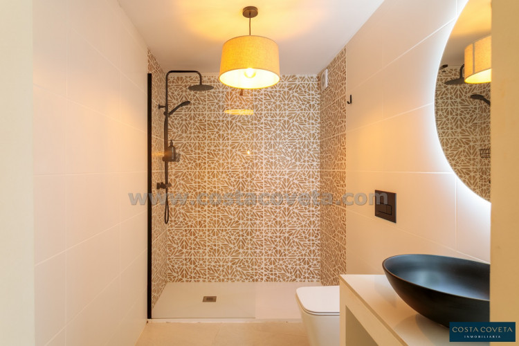 Fantastic beachfront house in Coveta Fumá, El campello.