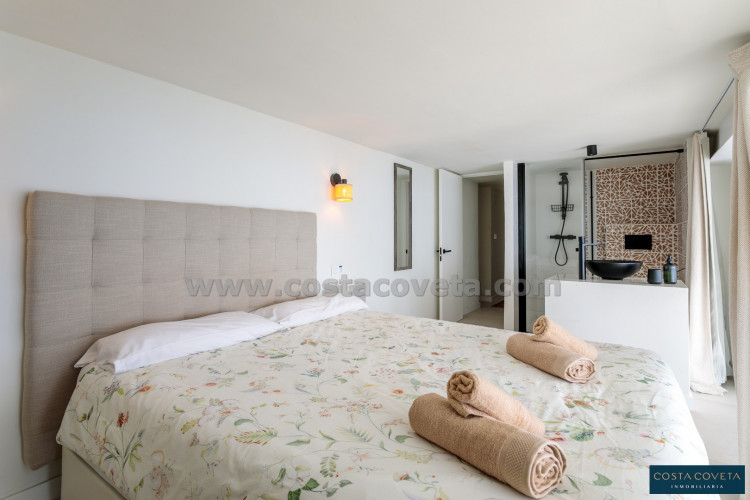 Fantastic beachfront house in Coveta Fumá, El campello.